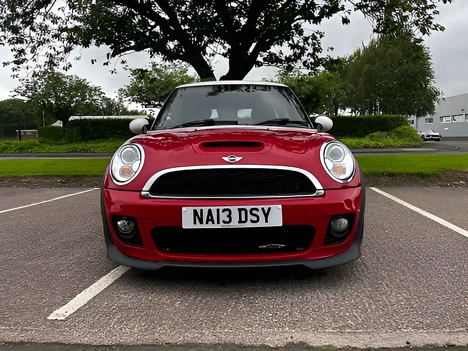 Used 2013 MINI Hatch John Cooper Works Chili Red - Interior and Exterior details 4