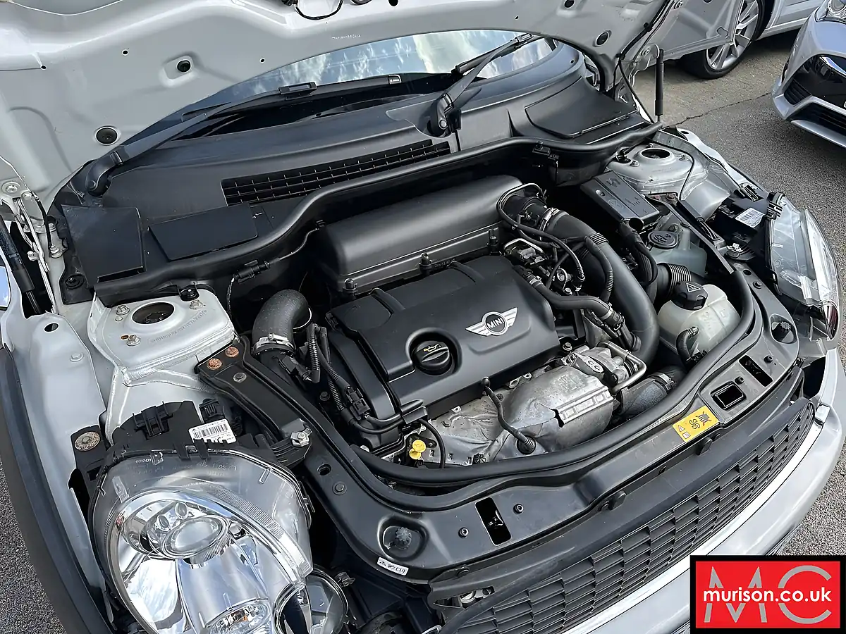 Used 2013 MINI Hatch John Cooper Works White Silver - Interior and Exterior details 19