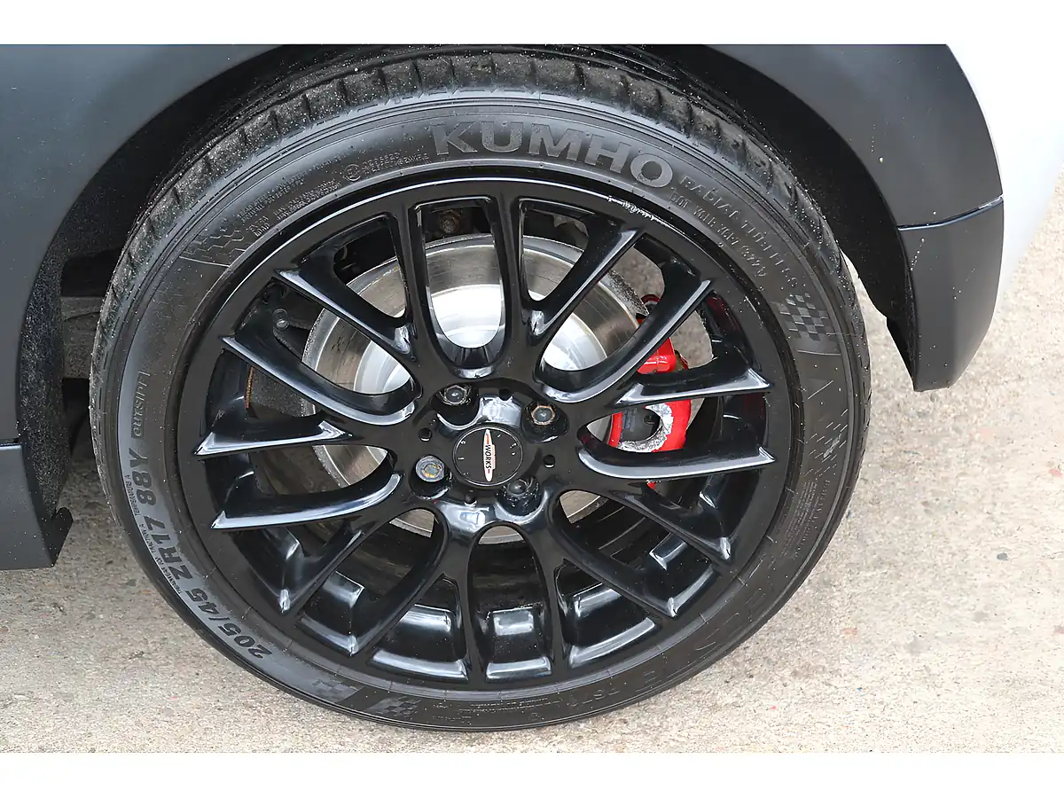 Used 2013 MINI Hatch John Cooper Works White Silver - Interior and Exterior details 13