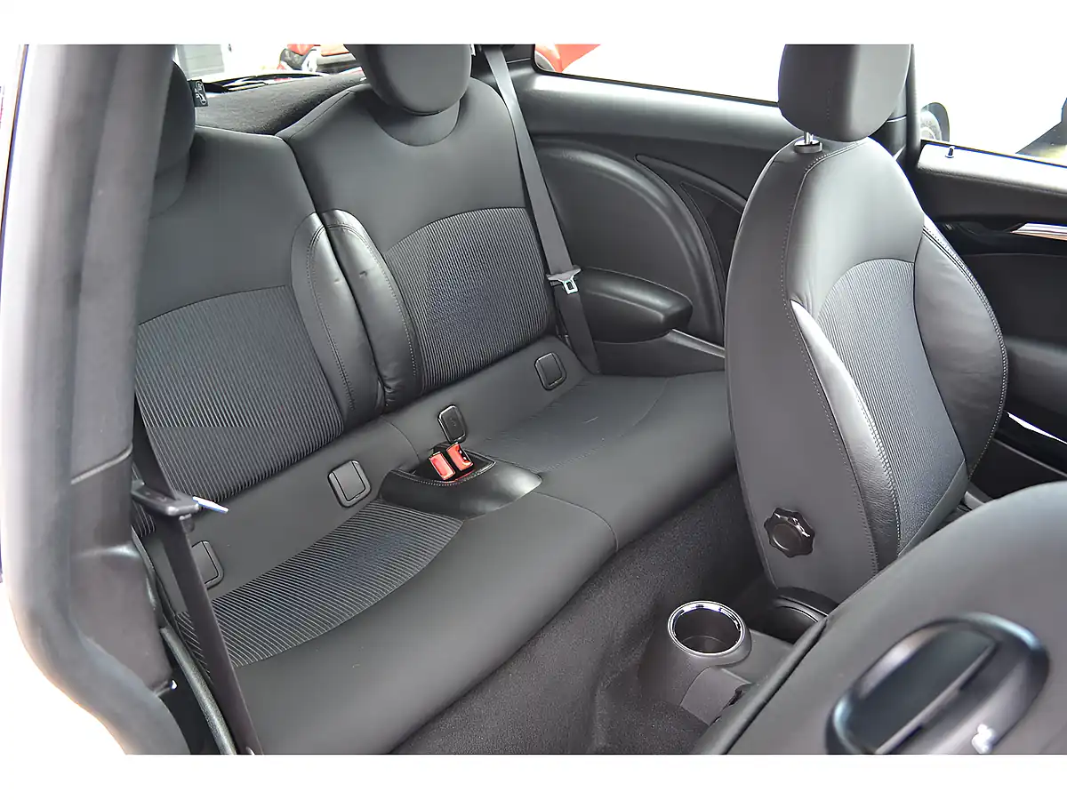 Used 2013 MINI Hatch John Cooper Works White Silver - Interior and Exterior details 19