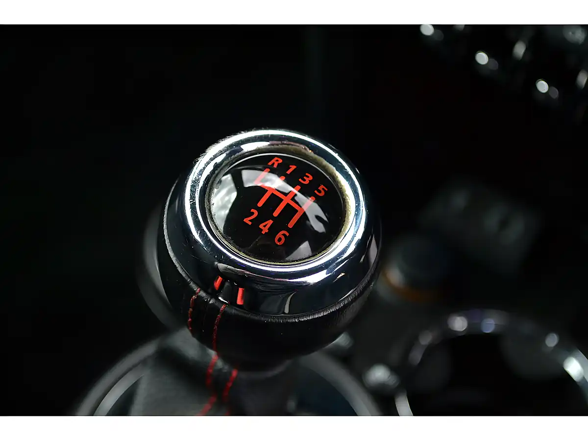 Used 2013 MINI Hatch John Cooper Works White Silver - Interior and Exterior details 20