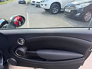 Used 2013 MINI Hatch One Black - Interior and Exterior details 12