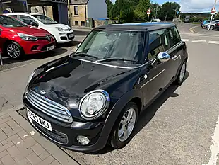 Used 2013 MINI Hatch One Black - Interior and Exterior details 2