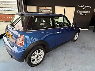 Used 2013 MINI Hatch One Blue - Interior and Exterior details 10