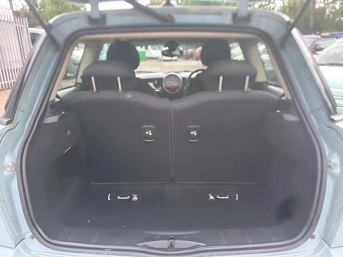 Used 2013 MINI Hatch One Blue - Interior and Exterior details 15
