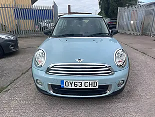 Used 2013 MINI Hatch One Blue - Interior and Exterior details 9