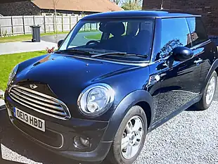 Used 2013 MINI Hatch One (pepper Ii Pack) Midnight Black Metallic - Interior and Exterior details 2
