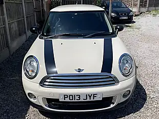 Used 2013 MINI Hatch One White - Interior and Exterior details 13