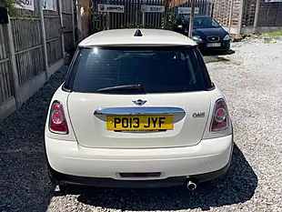 Used 2013 MINI Hatch One White - Interior and Exterior details 8
