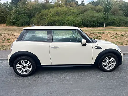 2013 MINI Hatch One 1.6
