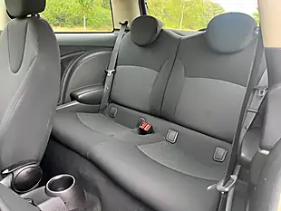 Used 2013 MINI Hatch One White - Interior and Exterior details 7