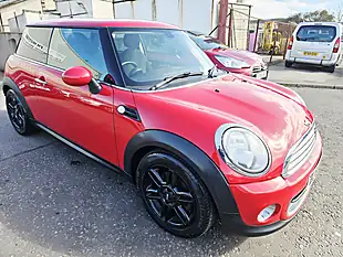Used 2013 MINI One Red - Interior and Exterior details 2