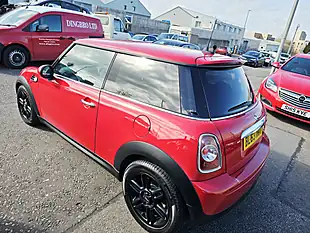 Used 2013 MINI One Red - Interior and Exterior details 5