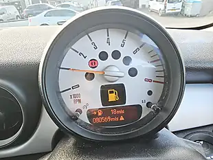 Used 2013 MINI One Red - Interior and Exterior details 12