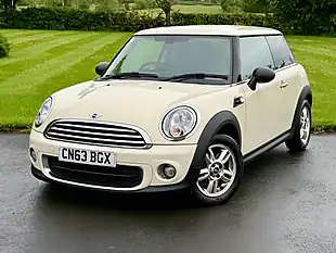 Used 2013 MINI One White - Interior and Exterior details 3