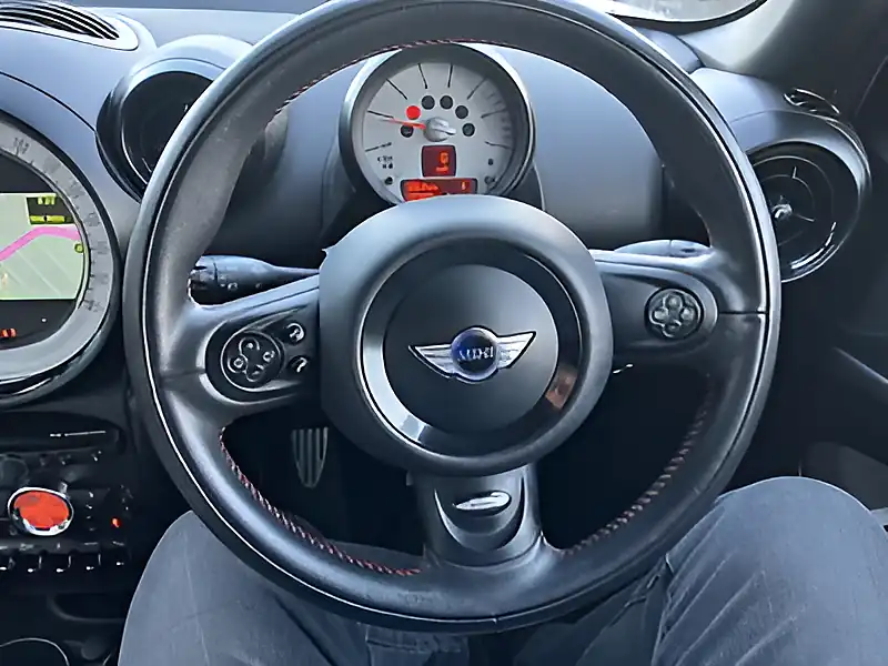 Used 2013 MINI Paceman Cooper ALL4 (jcw Aero Body Kit) White - Interior and Exterior details 17