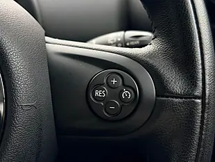 Used 2013 MINI Paceman Cooper Black - Interior and Exterior details 17