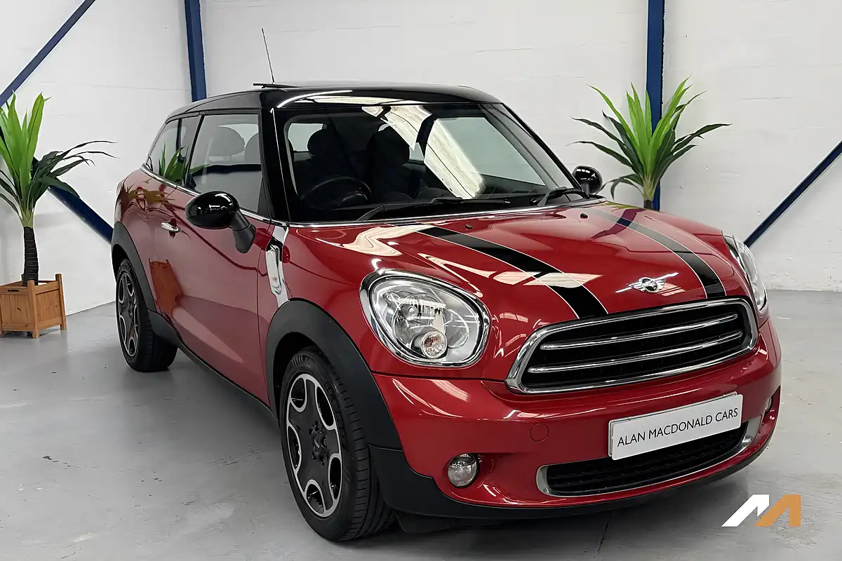 Used 2013 MINI Paceman Cooper Blazing Red - Interior and Exterior details 11