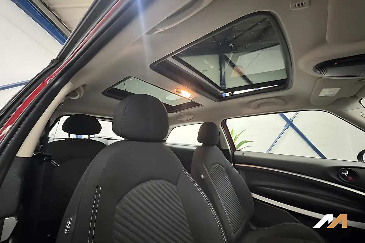 Used 2013 MINI Paceman Cooper Blazing Red - Interior and Exterior details 18