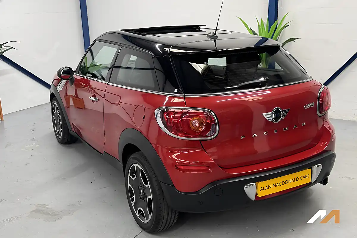 Used 2013 MINI Paceman Cooper Blazing Red - Interior and Exterior details 2