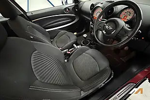 Used 2013 MINI Paceman Cooper Blazing Red - Interior and Exterior details 3