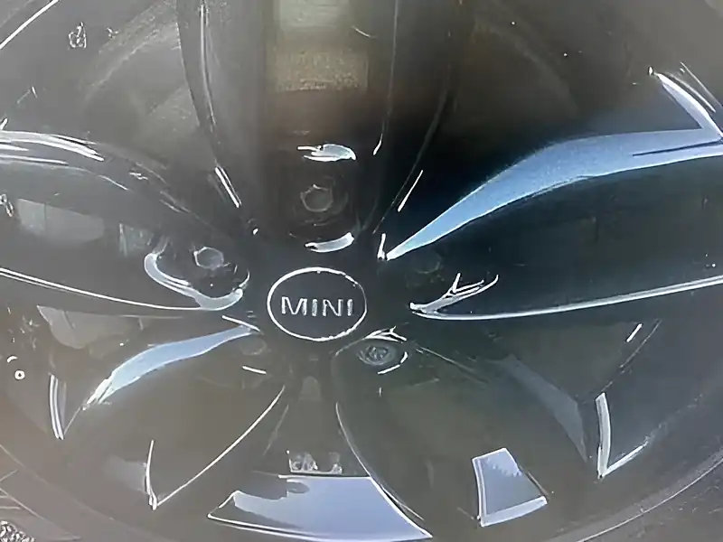 Used 2013 MINI Paceman Cooper (chili Ii Pack) Light White - Interior and Exterior details 12