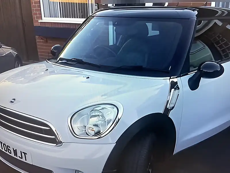 Used 2013 MINI Paceman Cooper (chili Ii Pack) Light White - Interior and Exterior details 4