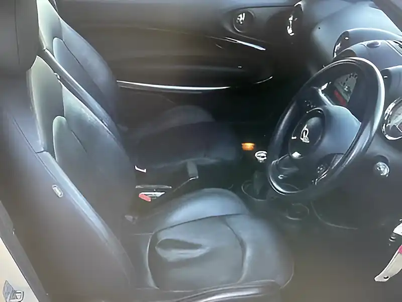 Used 2013 MINI Paceman Cooper (chili Ii Pack) Light White - Interior and Exterior details 6