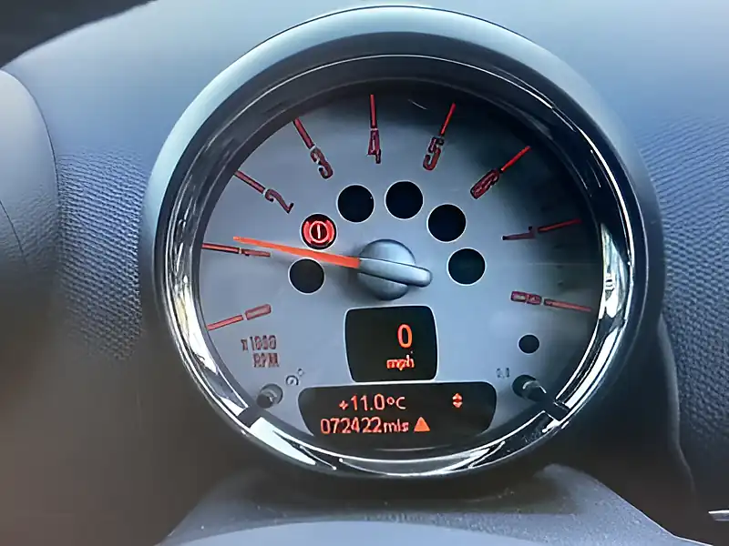 Used 2013 MINI Paceman Cooper (chili Ii Pack) Light White - Interior and Exterior details 9