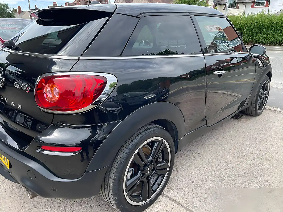Used 2013 MINI Paceman Cooper S Black - Interior and Exterior details 19