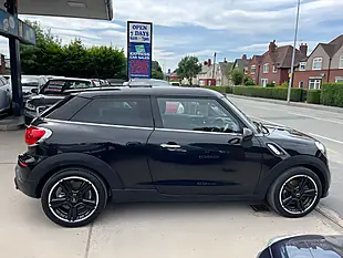 Used 2013 MINI Paceman Cooper S Black - Interior and Exterior details 3