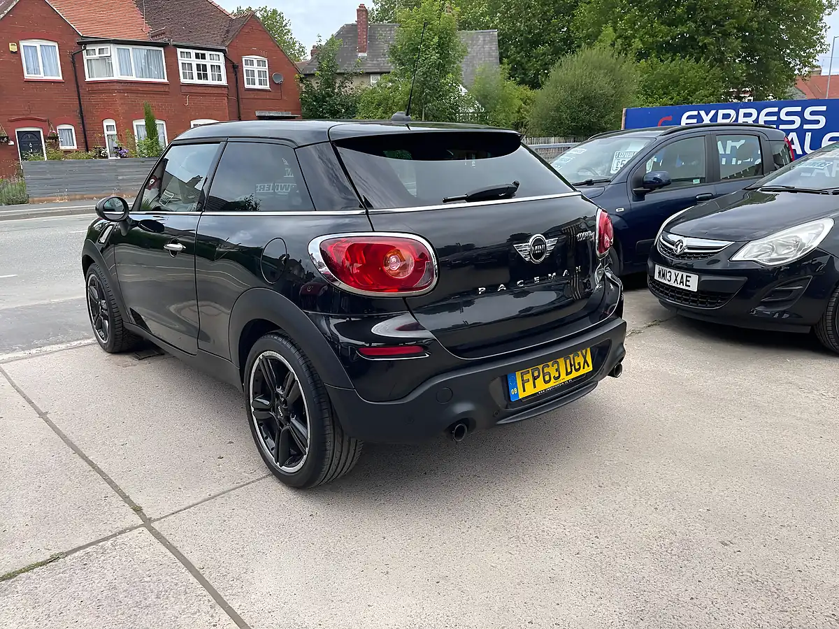 Used 2013 MINI Paceman Cooper S Black - Interior and Exterior details 5