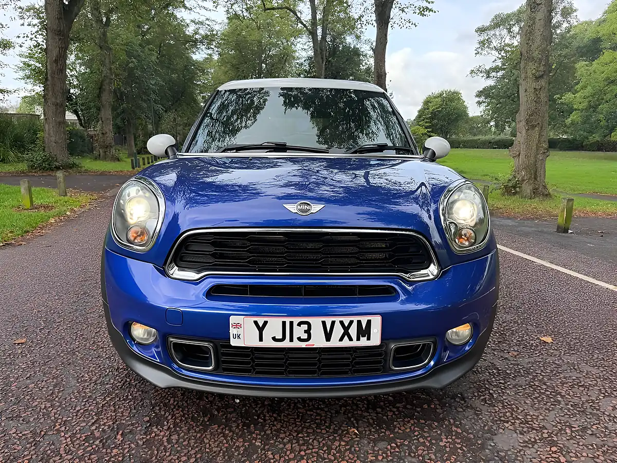 Used 2013 MINI Paceman Cooper S Blue - Interior and Exterior details 8