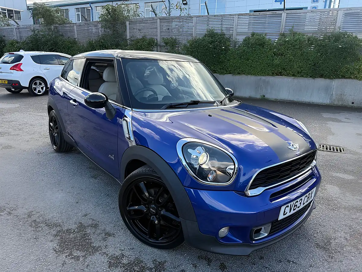 Used 2013 MINI Paceman Cooper Starlight Blue - Interior and Exterior details 10