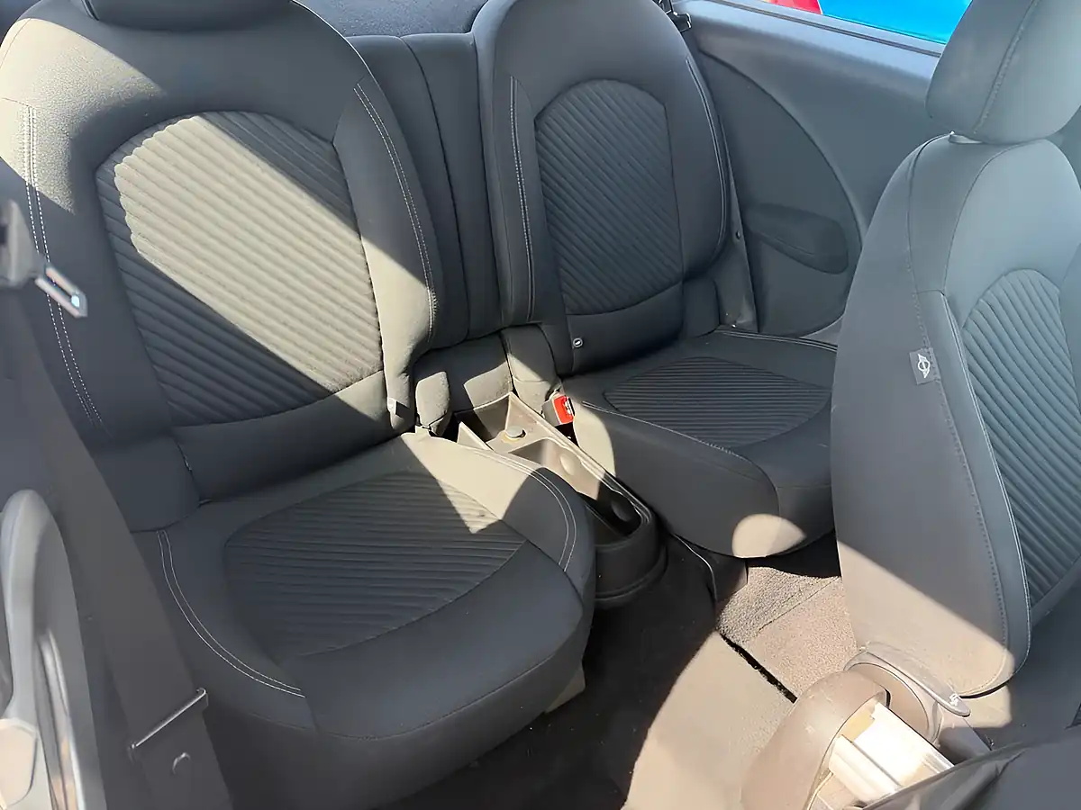 Used 2013 MINI Paceman Cooper White - Interior and Exterior details 12
