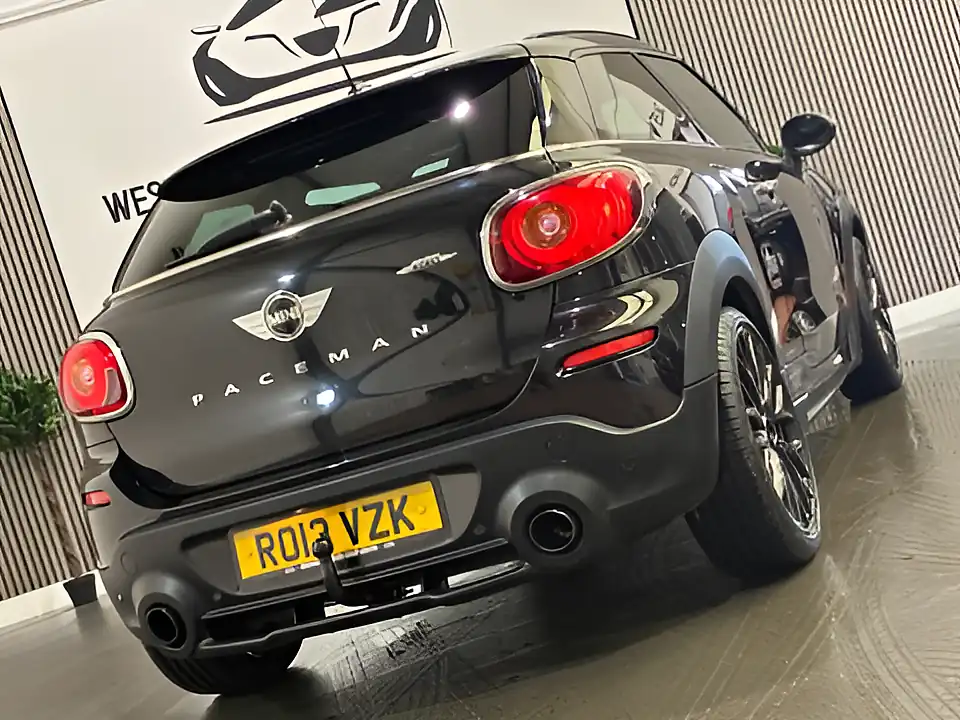 Used 2013 MINI Paceman John Cooper Works ALL4 Black - Interior and Exterior details 12