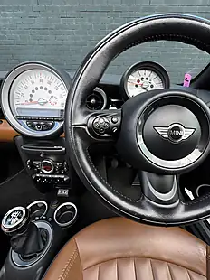 Used 2013 MINI Roadster Cooper Midnight Black Metallic - Interior and Exterior details 18