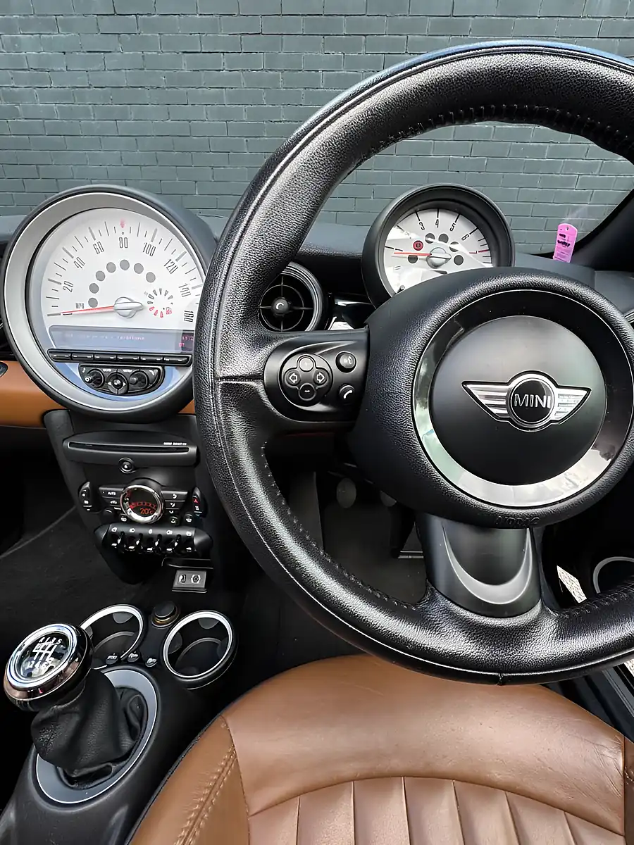 Used 2013 MINI Roadster Cooper Midnight Black Metallic - Interior and Exterior details 18