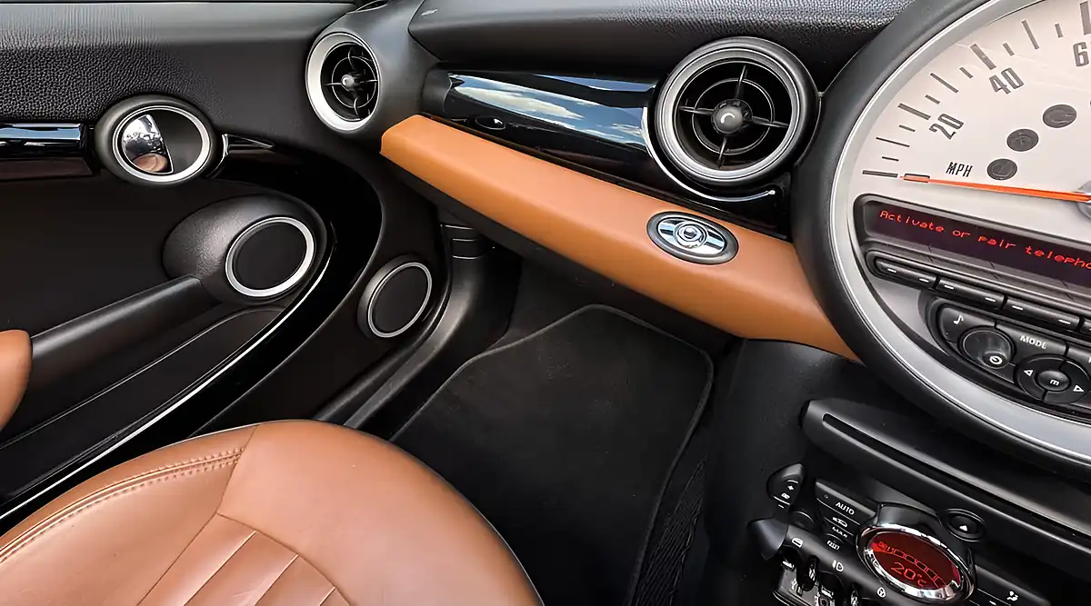 Used 2013 MINI Roadster Cooper Midnight Black Metallic - Interior and Exterior details 20