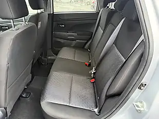 Used 2013 Mitsubishi Asx 3 Silver - Interior and Exterior details 15