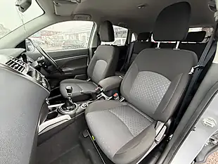 Used 2013 Mitsubishi Asx 3 Silver - Interior and Exterior details 16