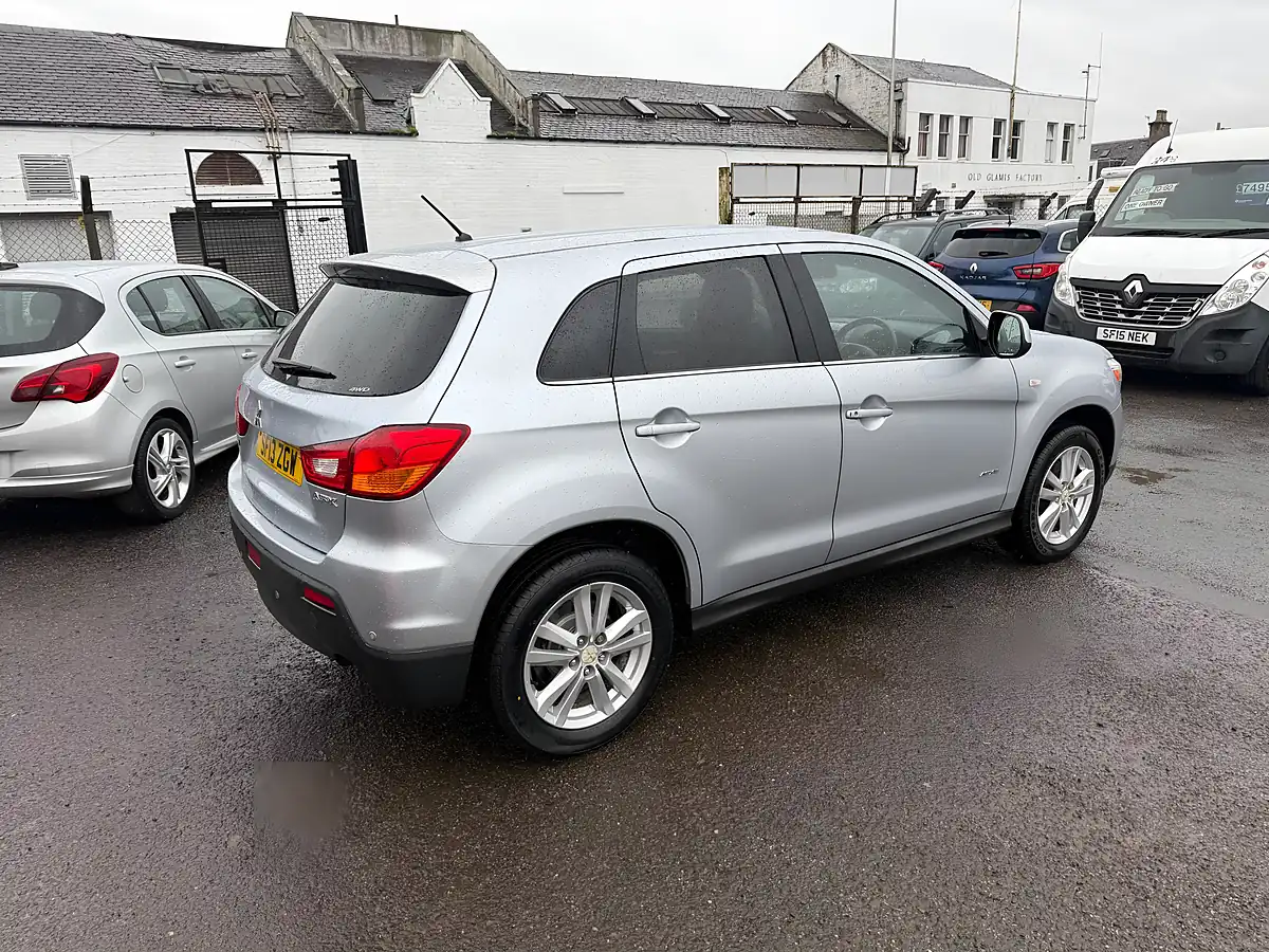 Used 2013 Mitsubishi Asx 3 Silver - Interior and Exterior details 5