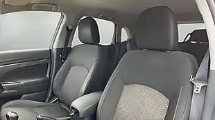 Used 2013 Mitsubishi Asx 3 White - Interior and Exterior details 8