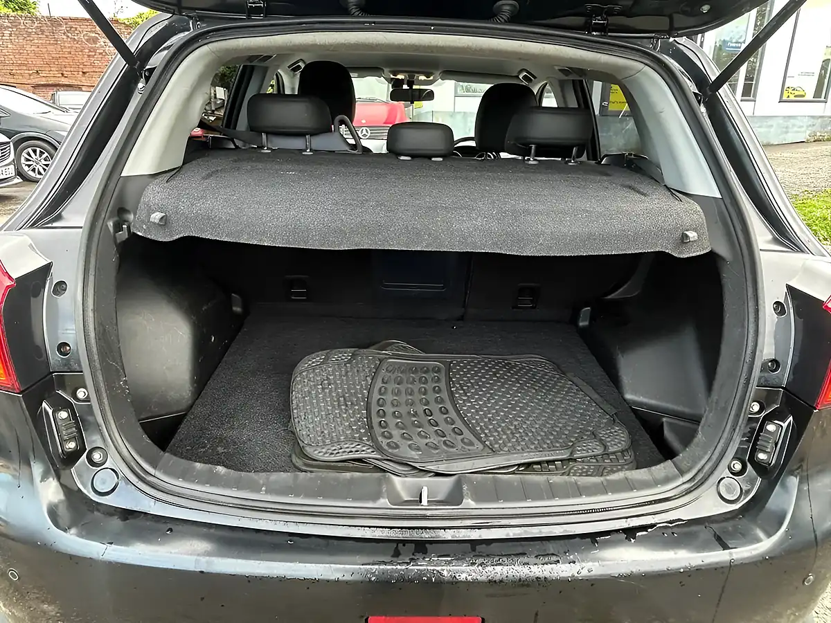 Used 2013 Mitsubishi Asx 4 Black - Interior and Exterior details 11