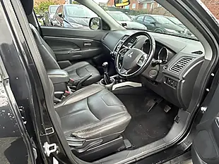 Used 2013 Mitsubishi Asx 4 Black - Interior and Exterior details 13