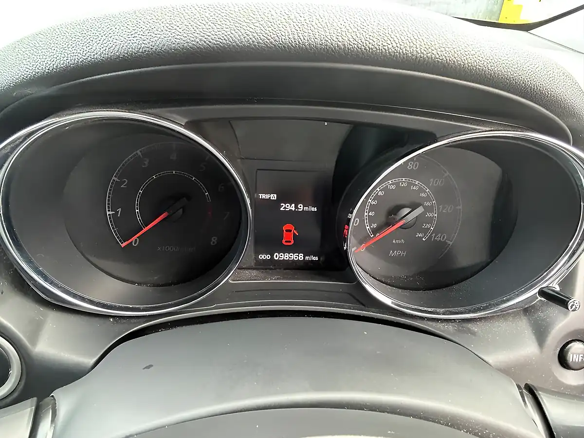 Used 2013 Mitsubishi Asx 4 Black - Interior and Exterior details 16