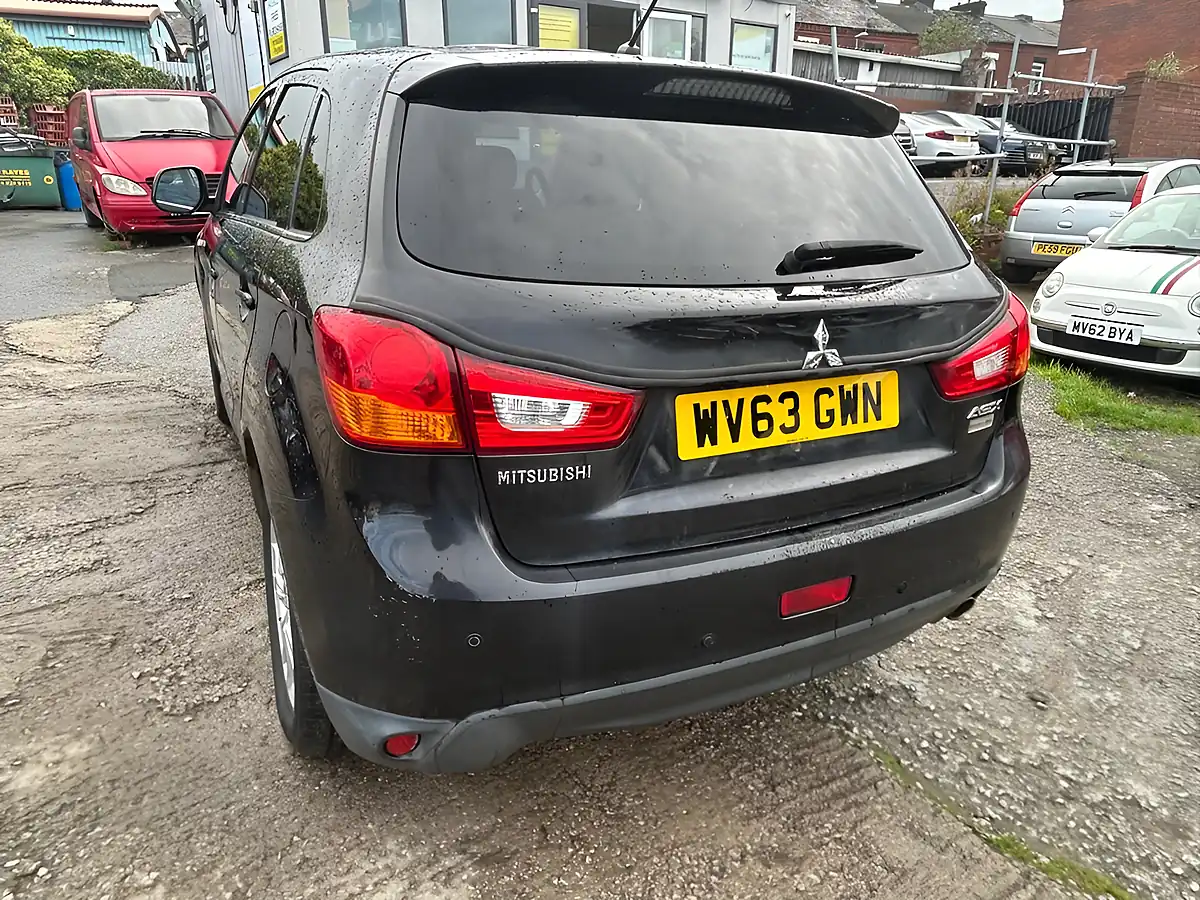 Used 2013 Mitsubishi Asx 4 Black - Interior and Exterior details 4