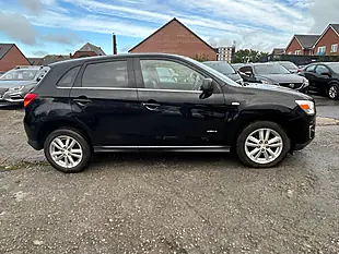 Used 2013 Mitsubishi Asx 4 Black - Interior and Exterior details 7