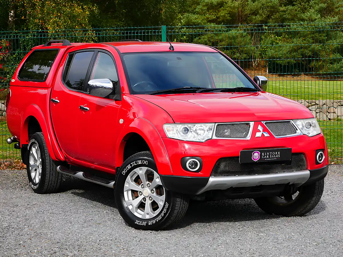 Used 2013 Mitsubishi L200 Barbarian Lb Dcb Red - Front View