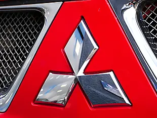 Used 2013 Mitsubishi L200 Barbarian Lb Dcb Red - Interior and Exterior details 20
